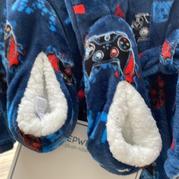 🎮 NWT- Boy's GAMER Soft Fleece Robe & Slippers Size S - Picture 7 of 9